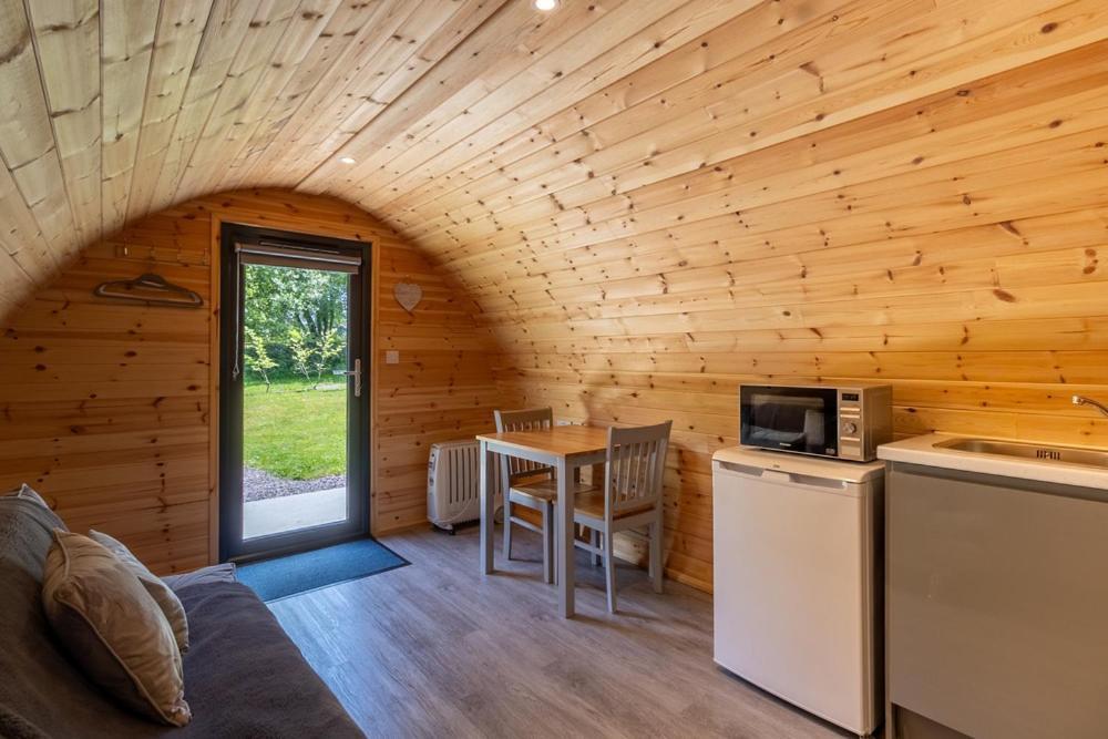 Mount Hillary Holiday Pods Корк Екстер'єр фото